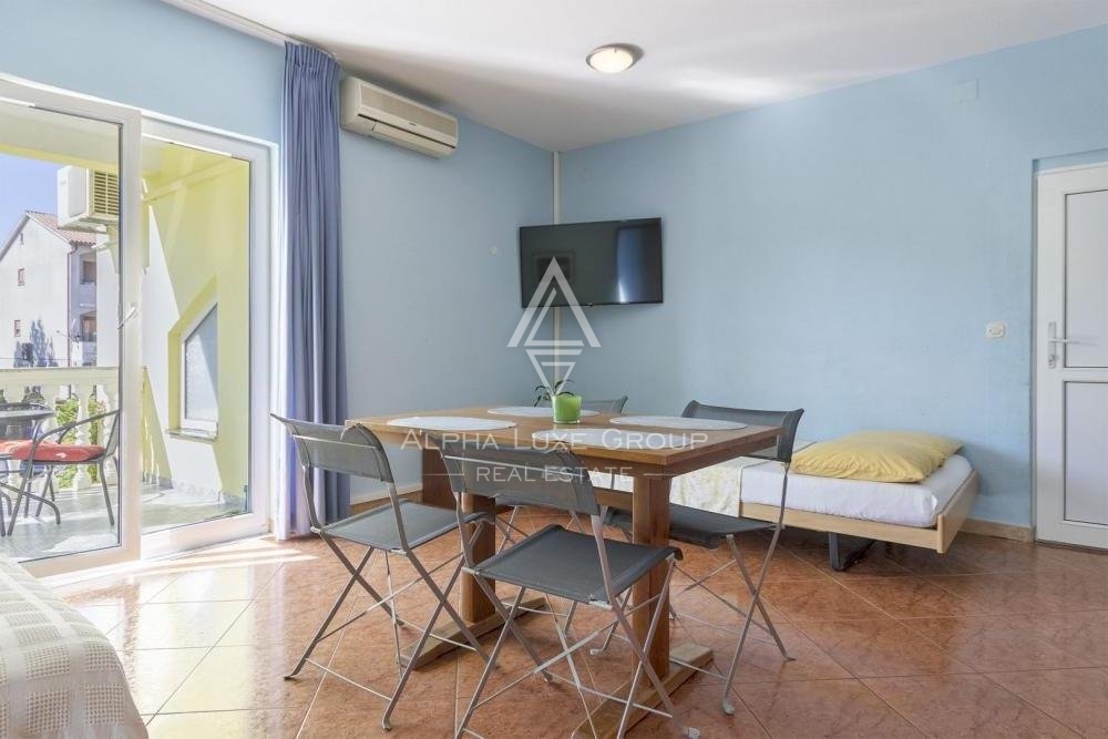 Apartma s pogledom na morje blizu morja, Istra, Pula