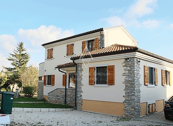 Čudovita Vila z bazenom, Istra, Žminj