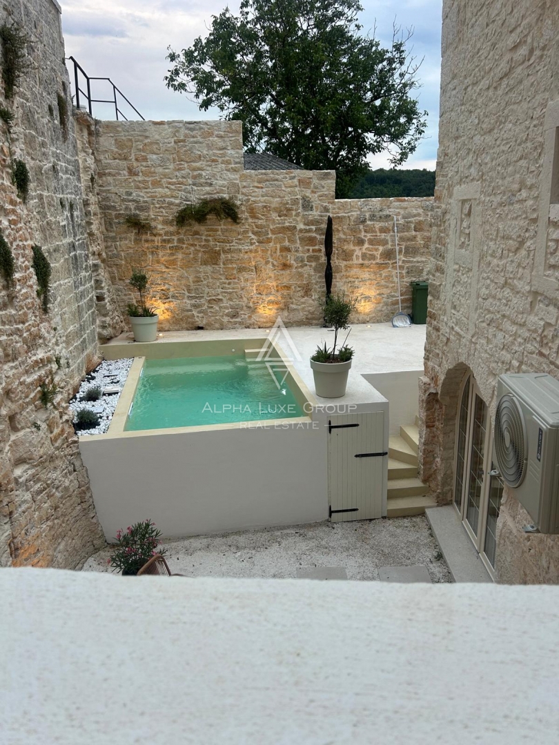 Hiša Tinjan, 160m2
