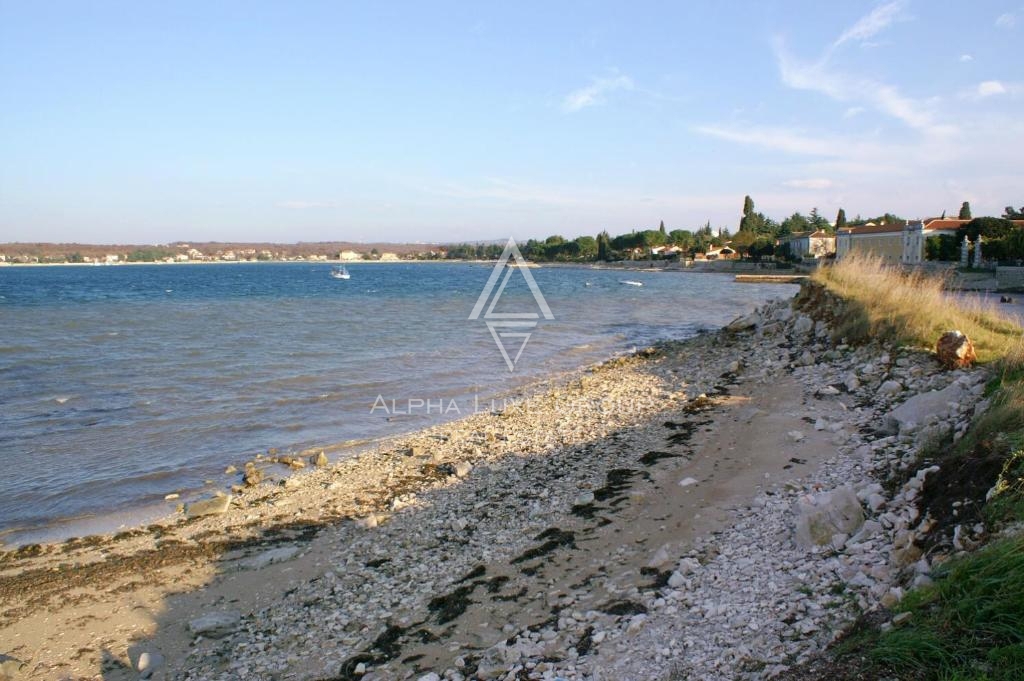 Novigrad, Istra – Stanovanje v 1. nadstropju blizu morja