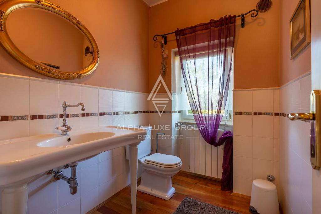 Istra, Rakalj: Luksuzna vila z bazenom in vrtom