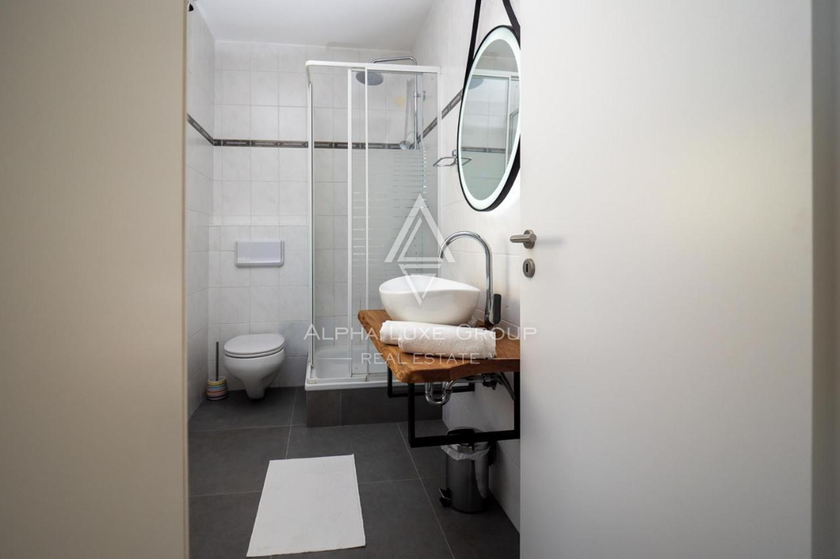 Istra, Banjole: Apartmajska hiša blizu morja