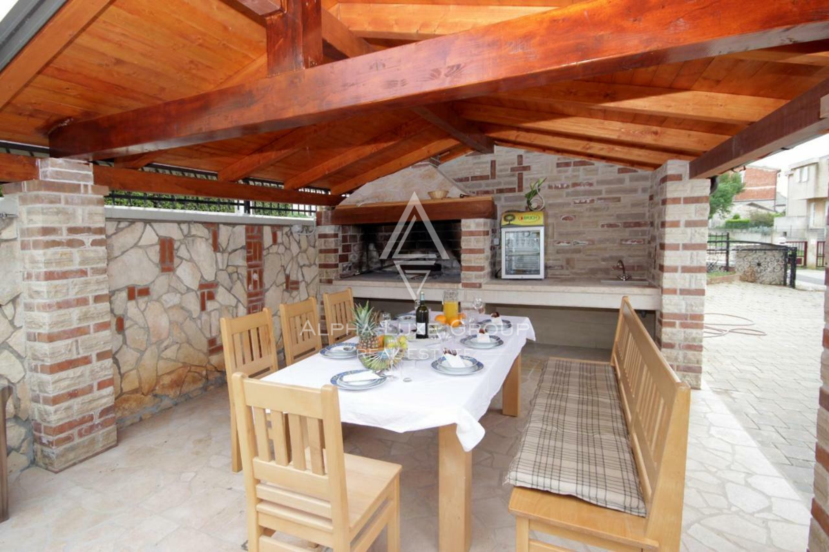 Istra, Banjole: Apartmajska hiša blizu morja