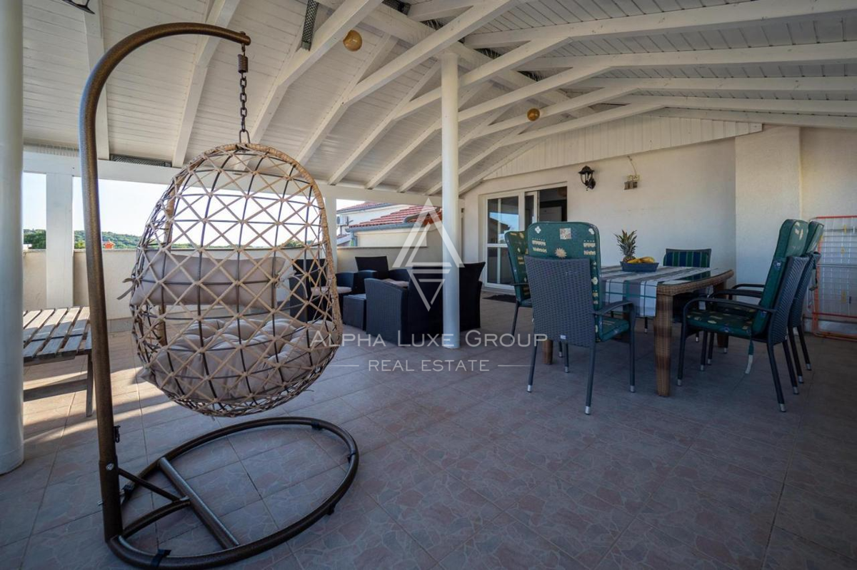 Istra, Banjole: Apartmajska hiša blizu morja