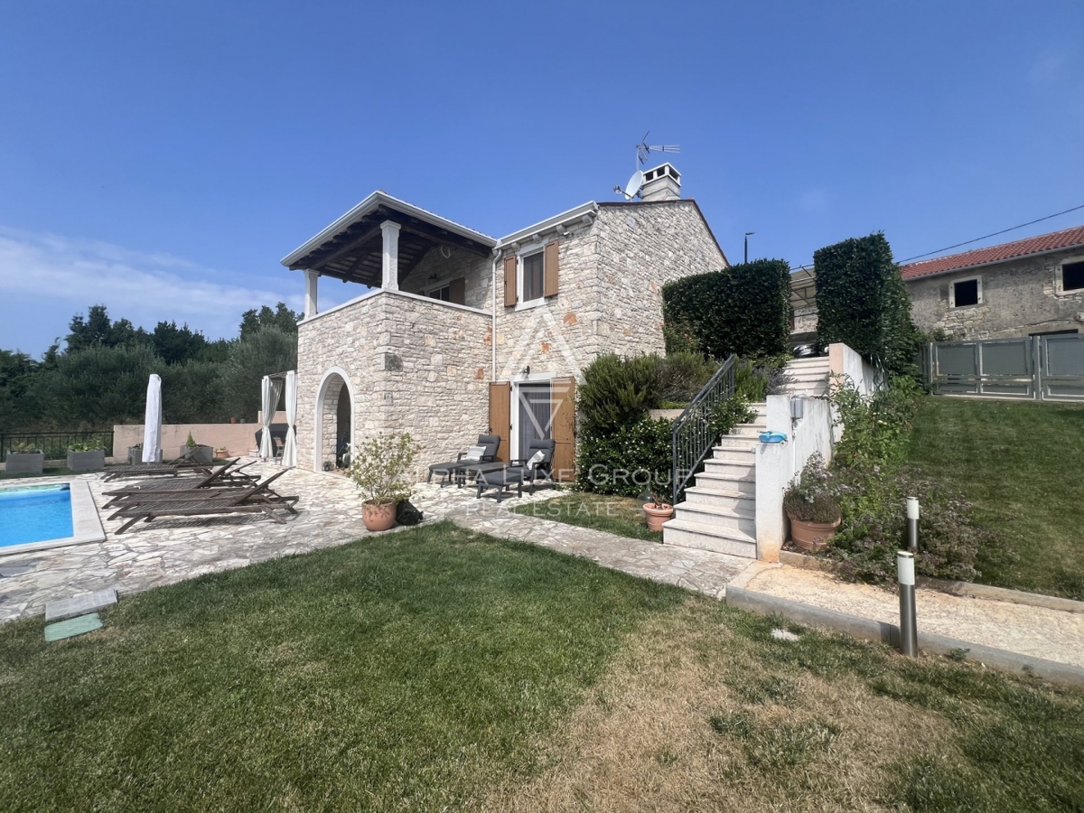 Istra, Buje – Čudovita vila z bazenom in panoramskim razgledom