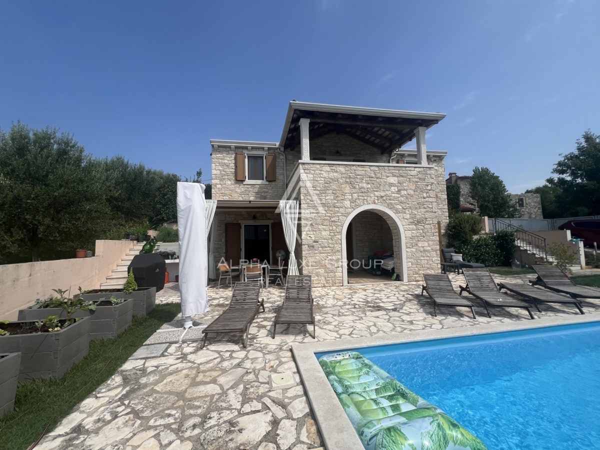 Istra, Buje – Čudovita vila z bazenom in panoramskim razgledom