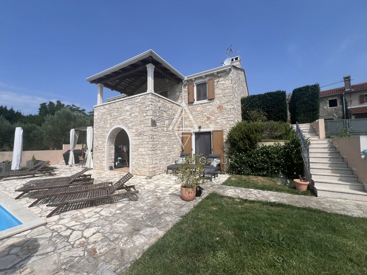 Istra, Buje – Čudovita vila z bazenom in panoramskim razgledom
