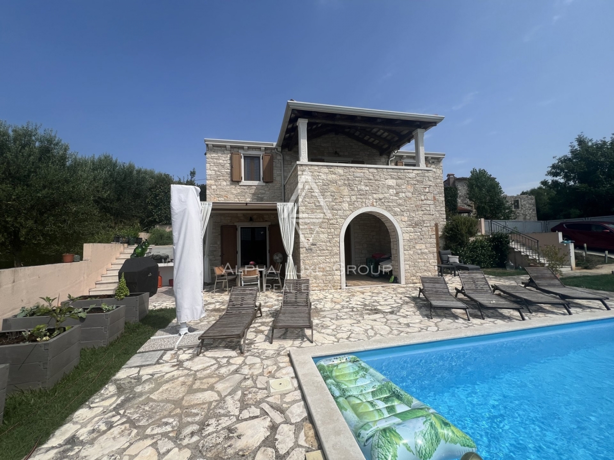 Istra, Buje – Čudovita vila z bazenom in panoramskim razgledom