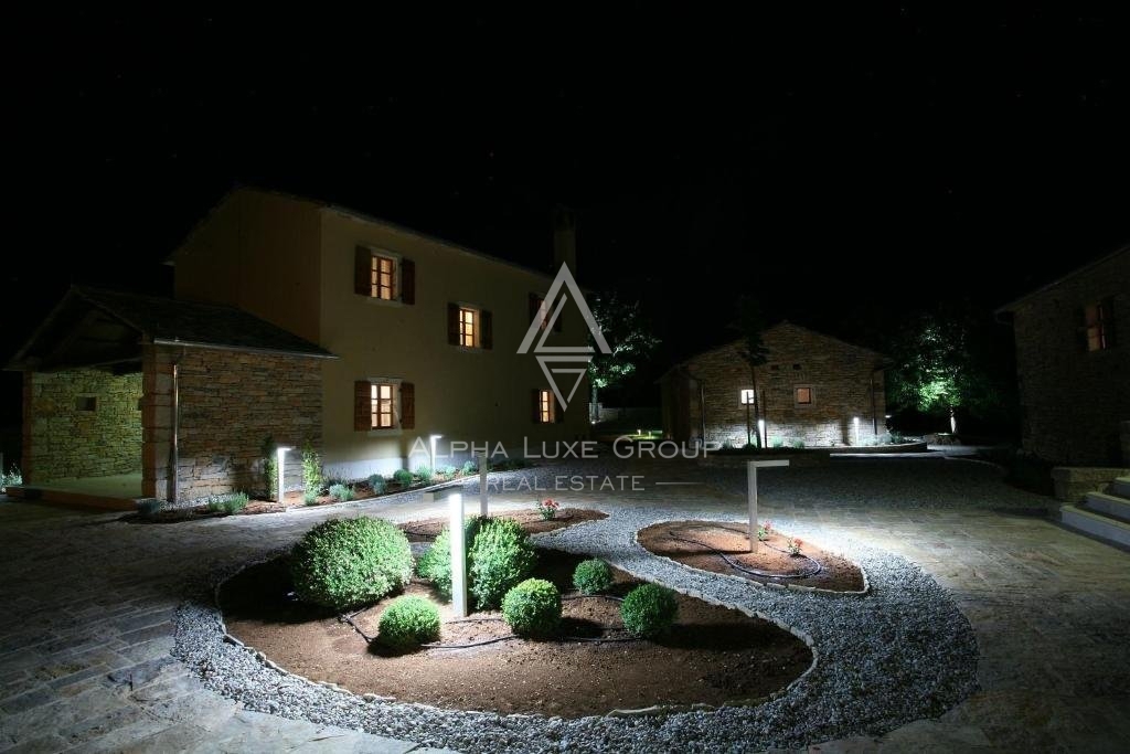 Istra, Grožnjan – Tradicionalno istrsko posestvo s popolno zasebnostjo