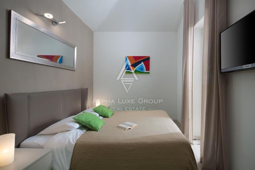 Istra, Labin: Elegantna vila s spa in bazenom naprodaj