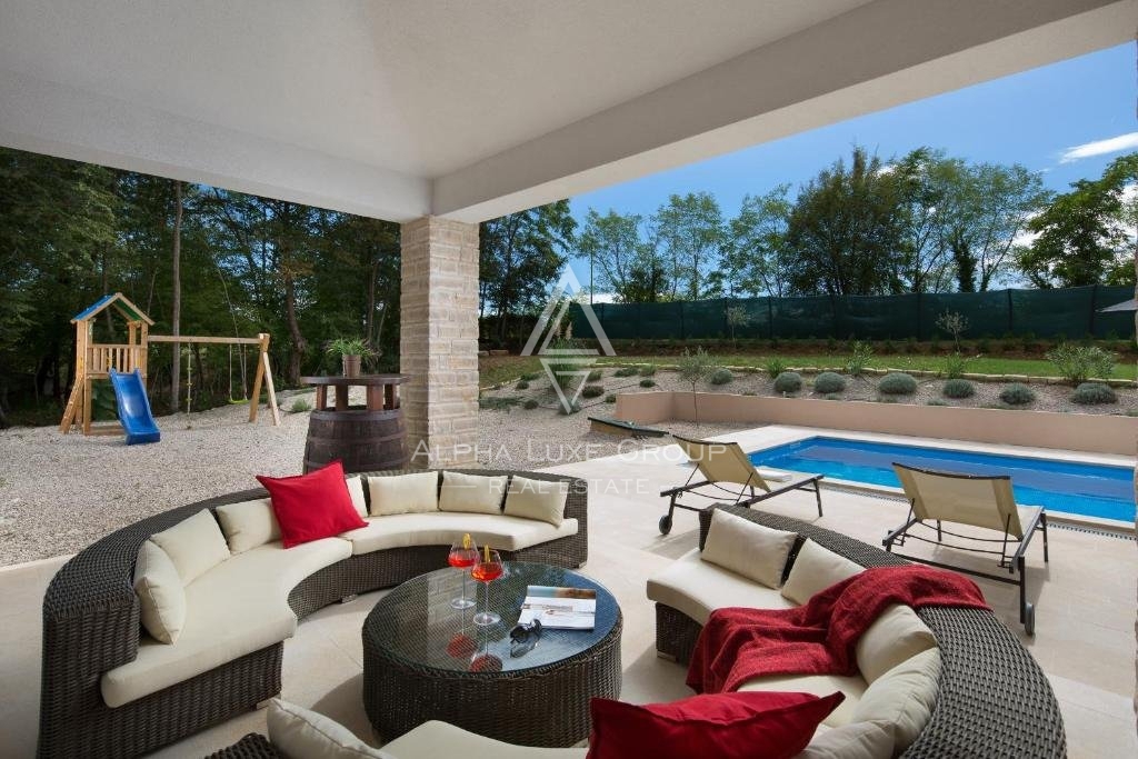 Istra, Labin: Elegantna vila s spa in bazenom naprodaj