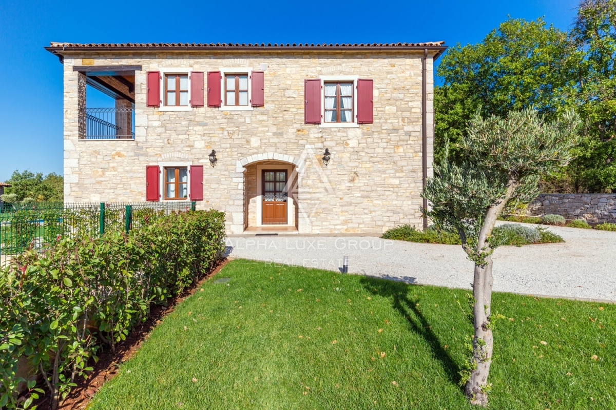 Istra, Tinjan: Razkošna vila z zasebnim bazenom naprodaj