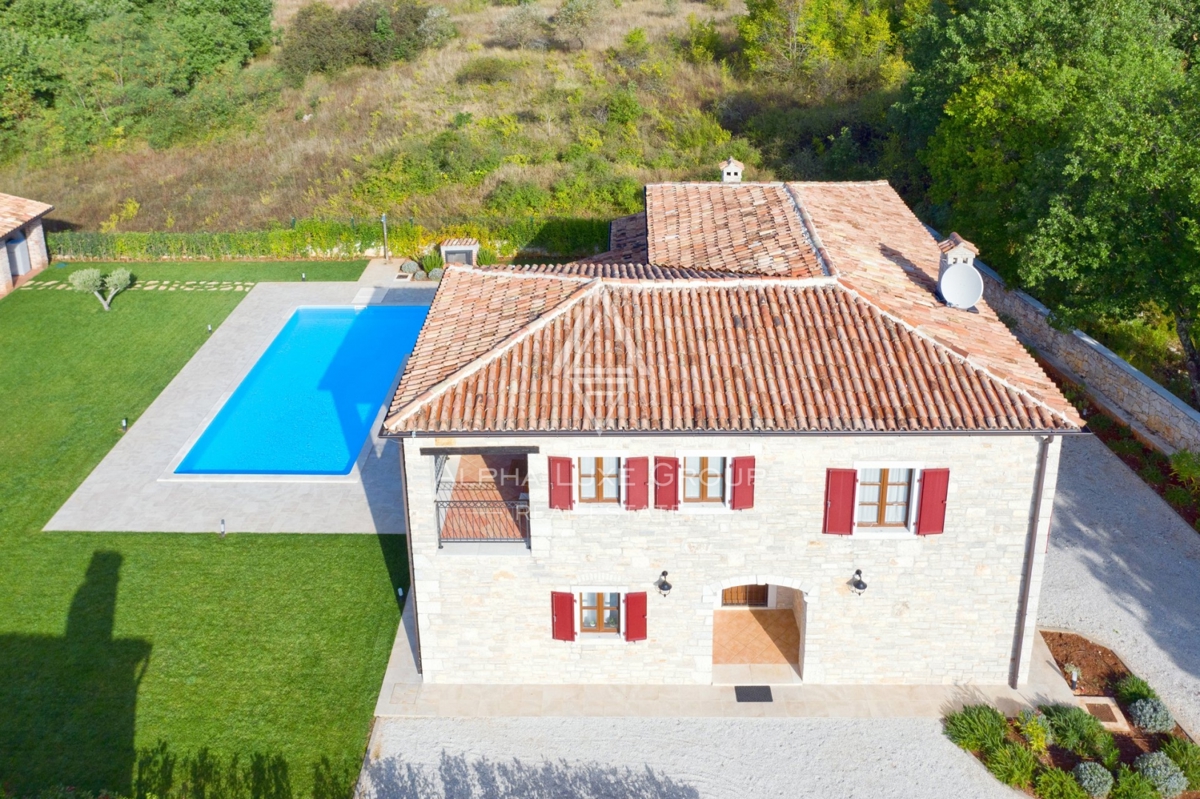 Istra, Tinjan: Razkošna vila z zasebnim bazenom naprodaj