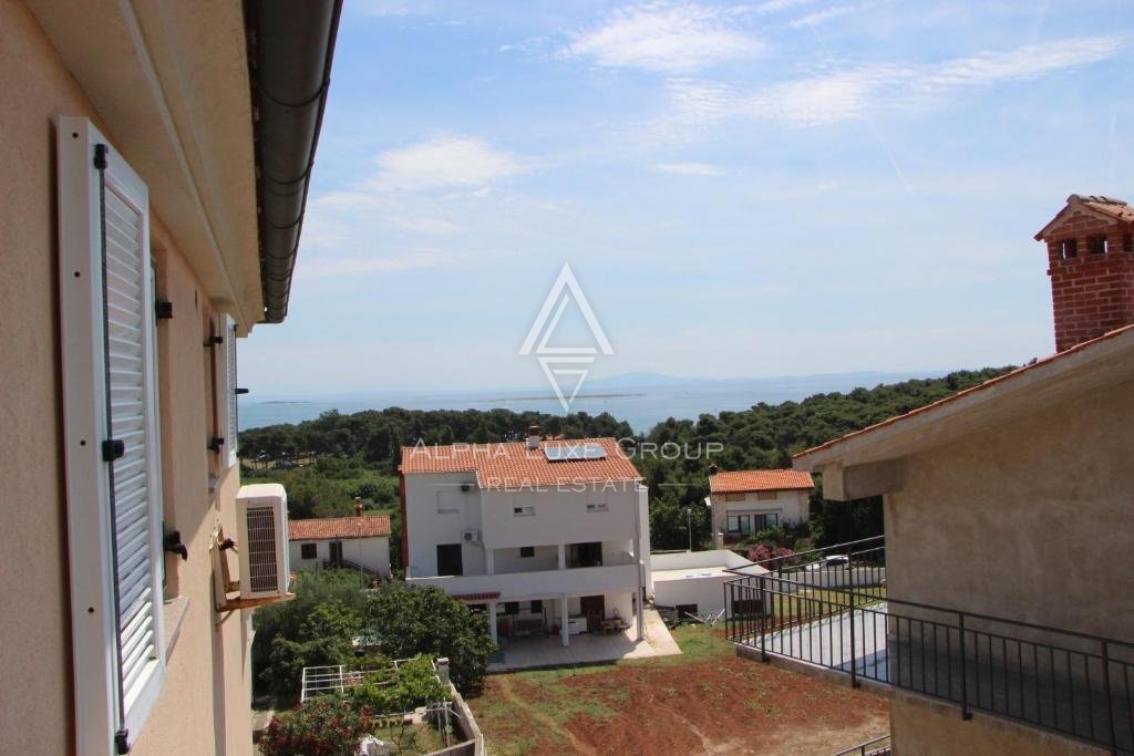 Območje Medulina: Očarljiva vila s pogledom na morje, ki nudi 13 apartmajev
