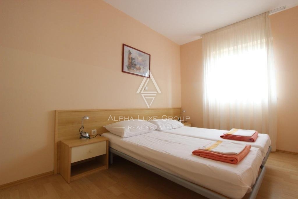 Območje Medulina: Očarljiva vila s pogledom na morje, ki nudi 13 apartmajev