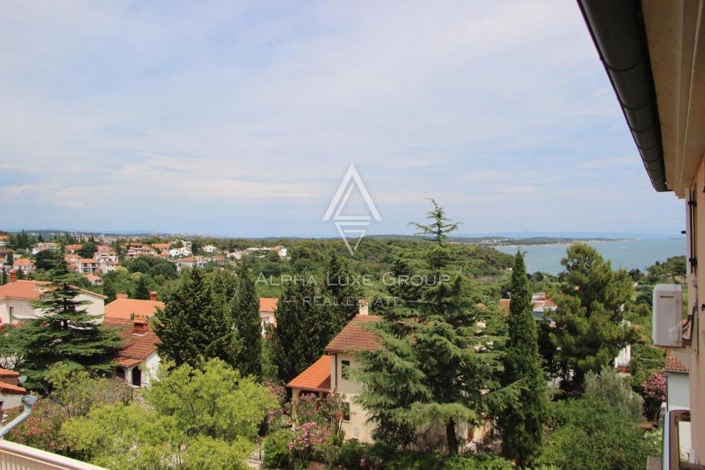 Območje Medulina: Očarljiva vila s pogledom na morje, ki nudi 13 apartmajev
