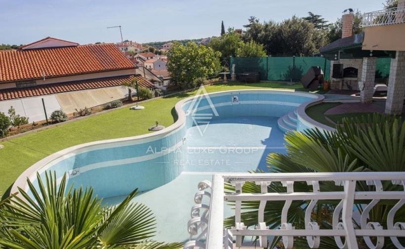 Apartmajska hiša z bazenom, Istra, Medulin