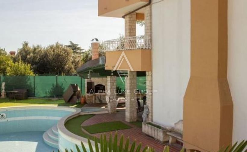 Apartmajska hiša z bazenom, Istra, Medulin