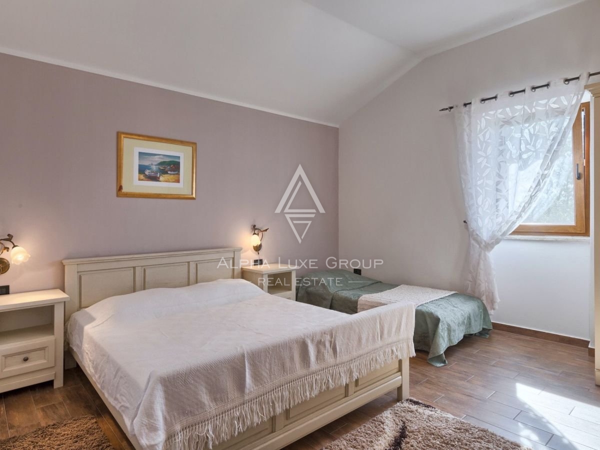 Hiša Poreč, 320m2