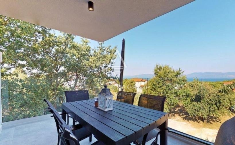 Istra, Rabac: Razkošna vila s pogledom na morje