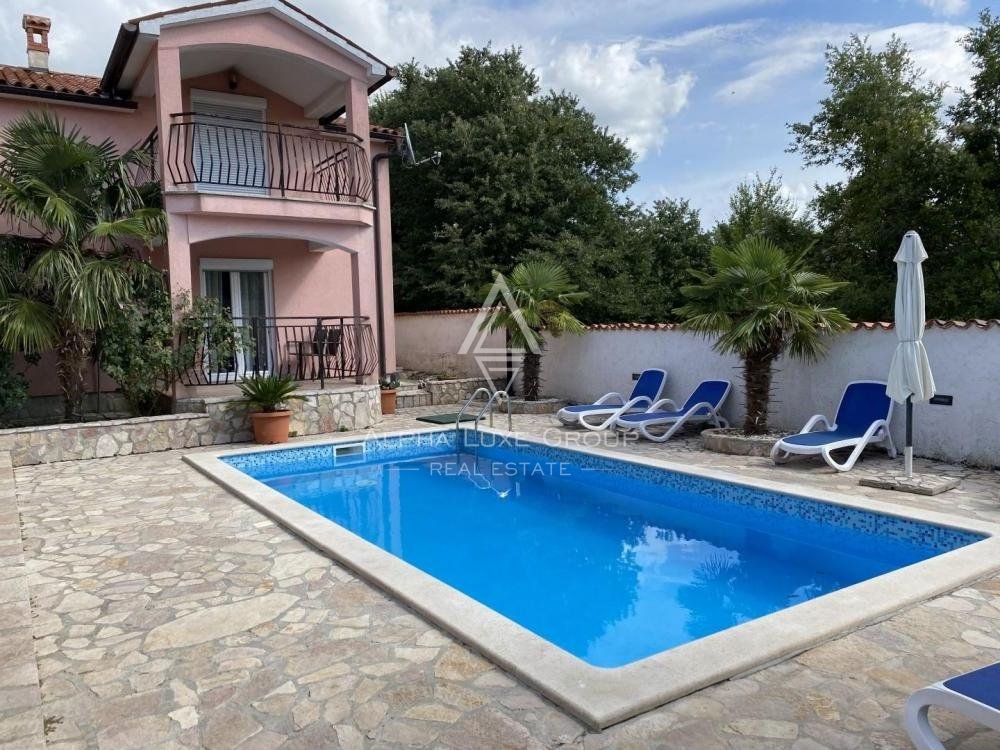 Dve vili z bazenom, Istra, Labin
