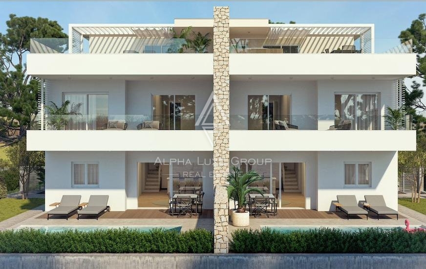 MODERNA NOVOGRADNJA LE 1 KM OD PEŠČENIH PLAŽ, UMAG, ISTRA
