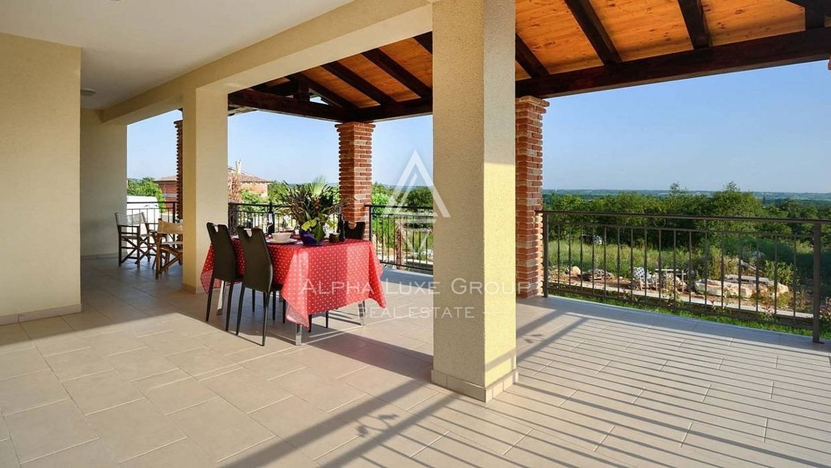 Čudovita vila z bazenom, Istra, Kaštelir