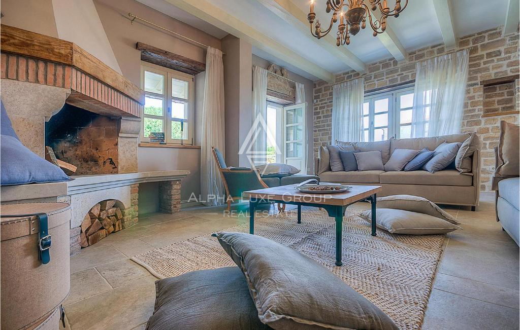 Kanfanar, Istra: Elegantna vila z bazenom in vrtom
