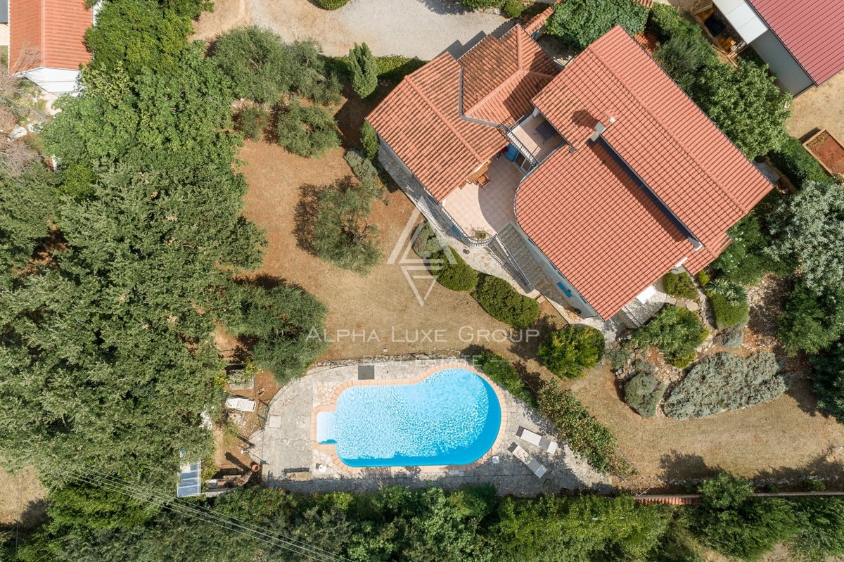 Istra, Kaštelir-Labinci: Hiša z bazenom in pogledom na morje