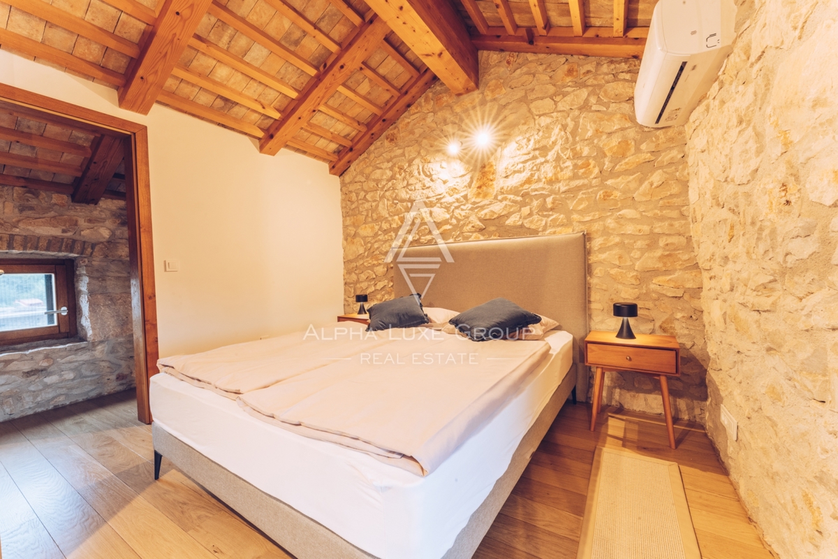 Novigrad, Istra: Luksuzna kamnita vila z bazenom
