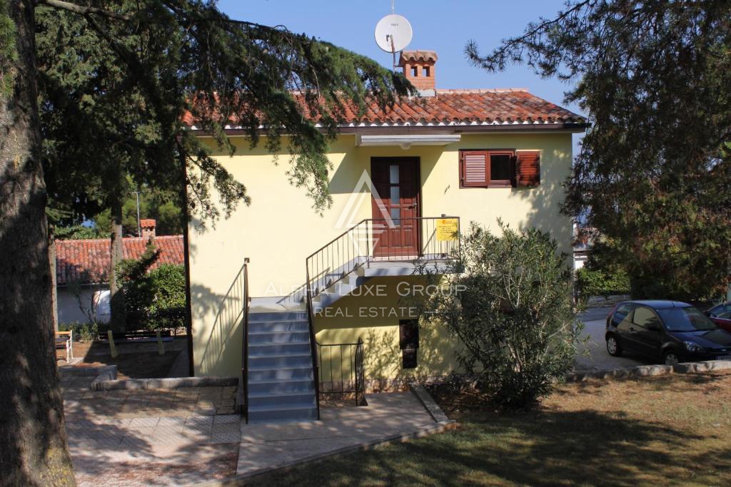 Novigrad, Istra – Pritlično stanovanje blizu plaže