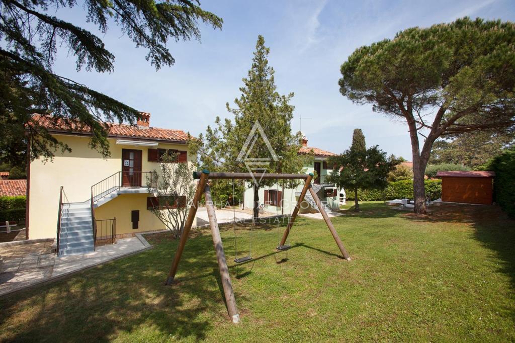 Novigrad, Istra – Pritlično stanovanje blizu plaže