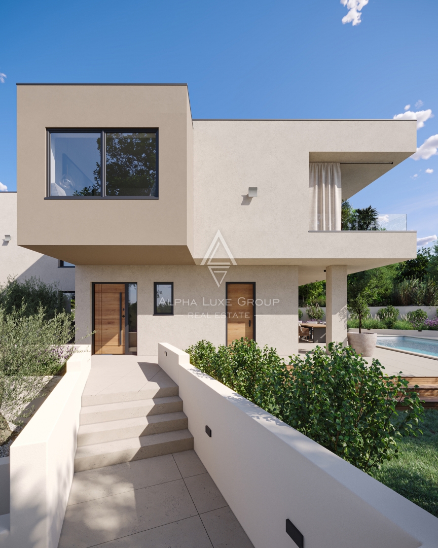 Rovinj, Istra – Elegantna vila z bazenom in garažo blizu