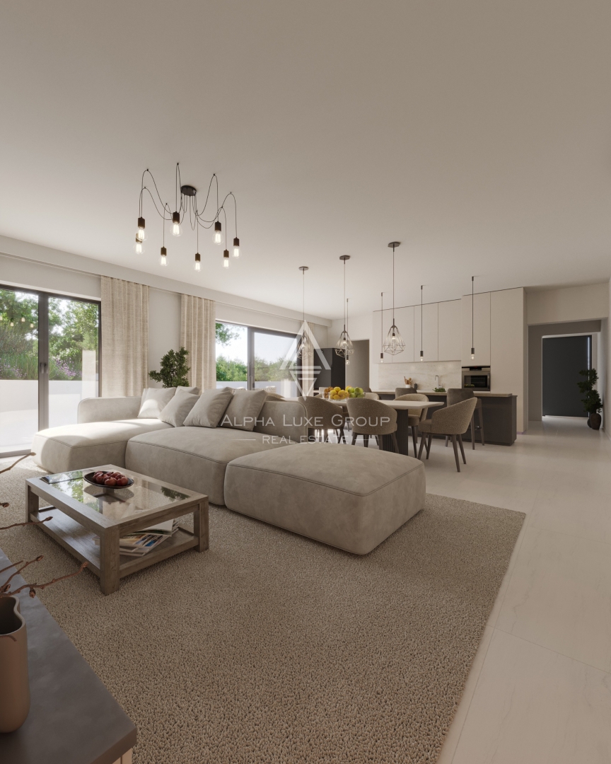 Rovinj, Istra – Elegantna vila z bazenom in garažo blizu