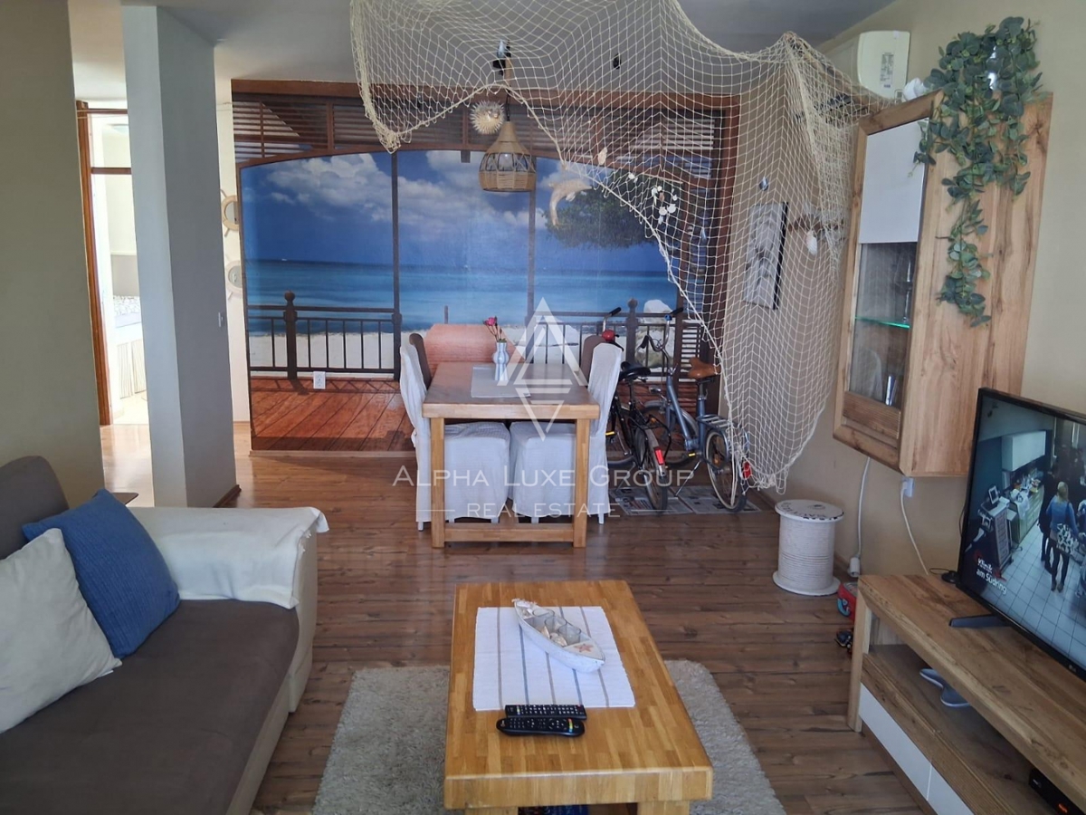 Červar-Porat, Istra: Stanovanje z razgledom blizu plaže