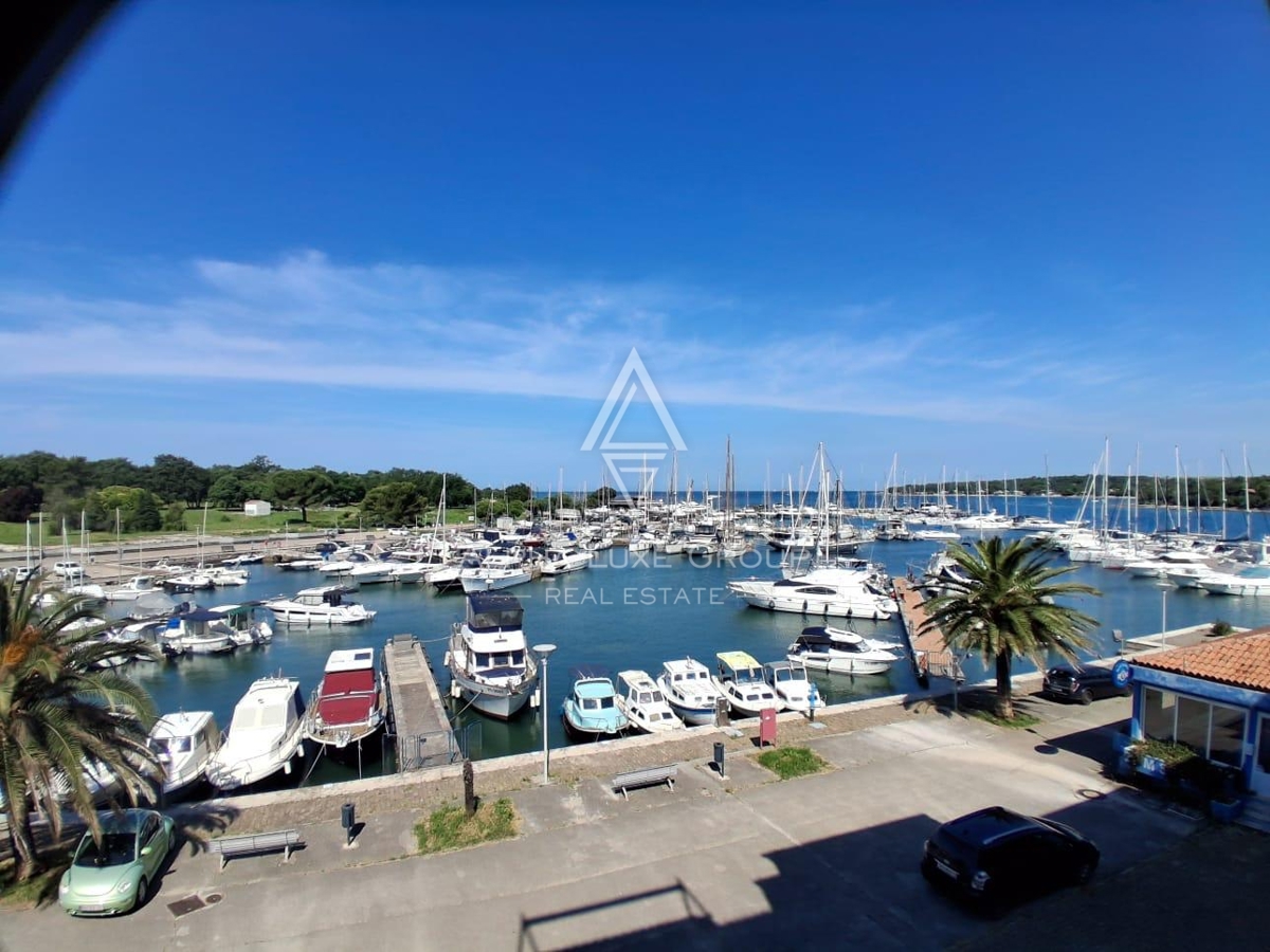 Červar-Porat, Istra: Stanovanje z razgledom blizu plaže