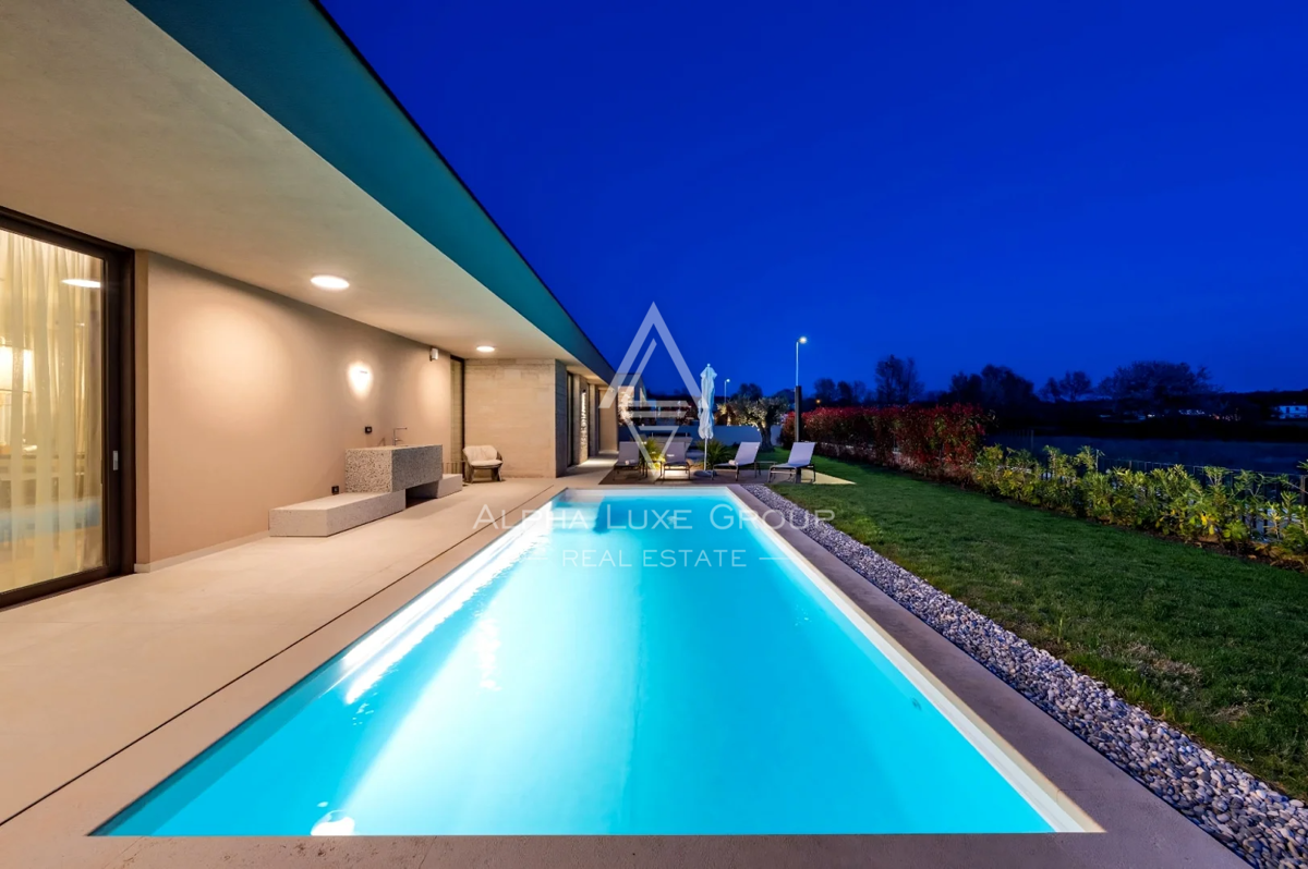 Istra, Poreč: Moderna vila z bazenom in zasebnostjo