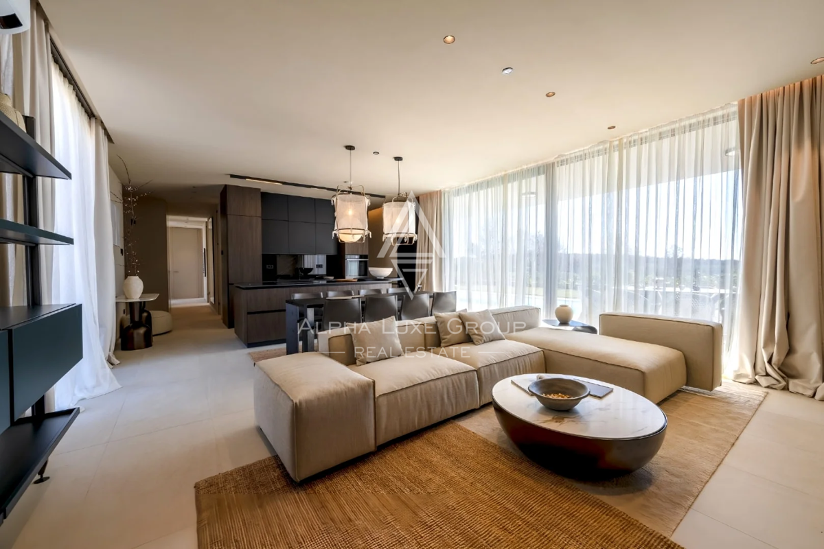 Istra, Poreč: Moderna vila z bazenom in zasebnostjo