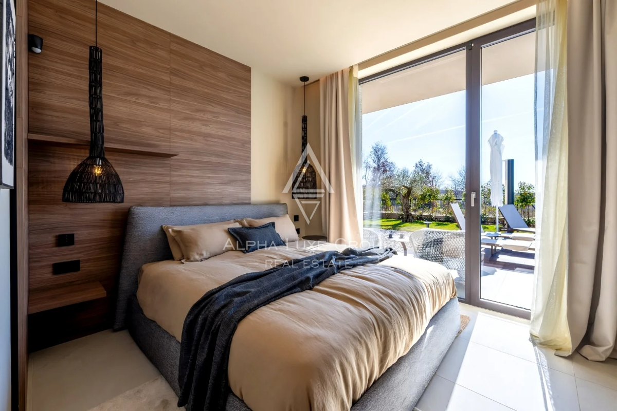 Istra, Poreč: Moderna vila z bazenom in zasebnostjo