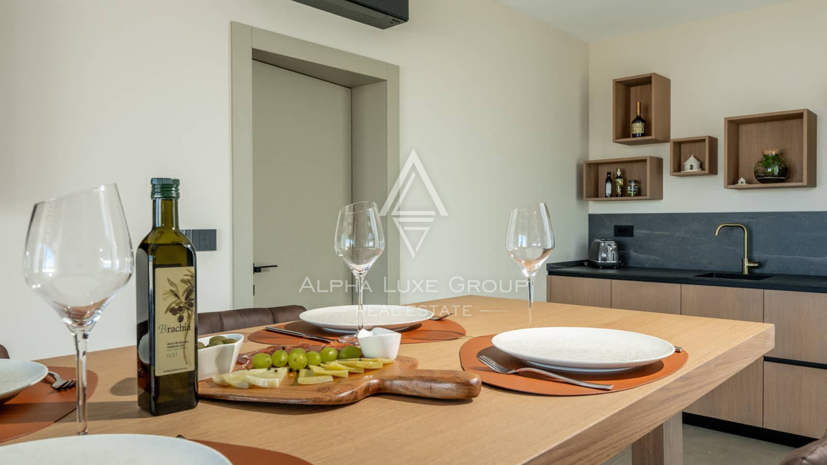 Istra, Krnica: Moderna vila s panoramo morja