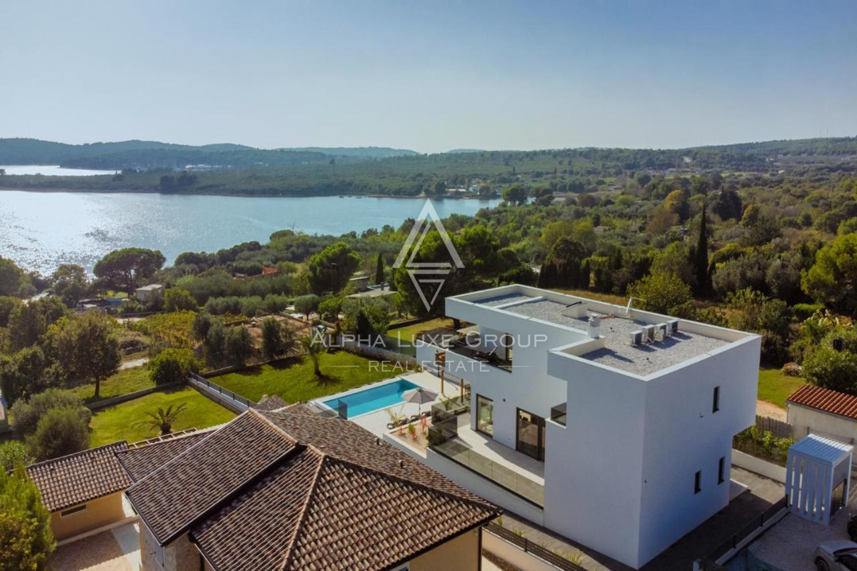 Istra, Pomer: Luksuzna vila blizu plaže