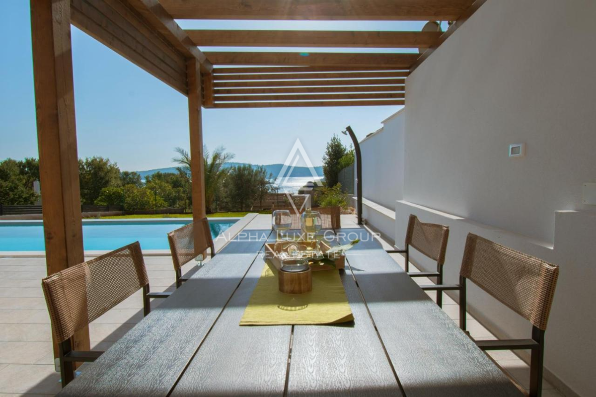 Istra, Pomer: Luksuzna vila blizu plaže