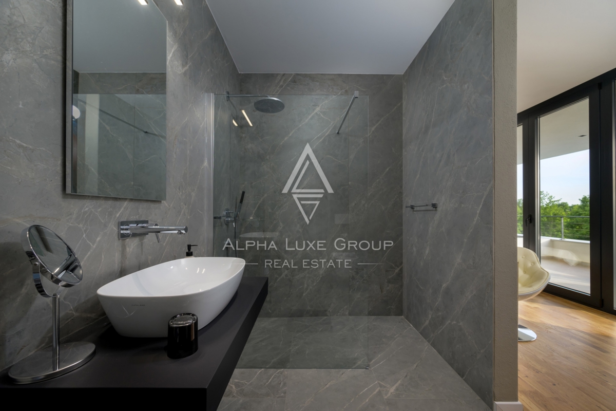 Istra, Grožnjan: Razkošna vila z bazenom