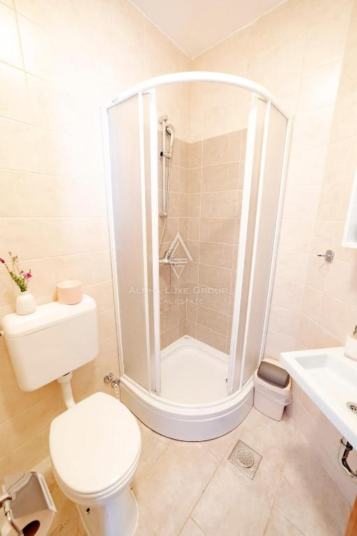 Istra, Višnjan: Čarobna rustikalna hiša z bazenom