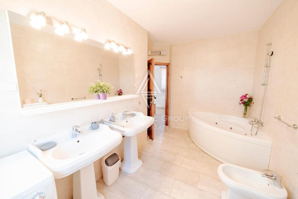 Istra, Višnjan: Čarobna rustikalna hiša z bazenom