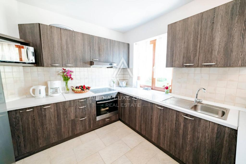 Istra, Višnjan: Čarobna rustikalna hiša z bazenom