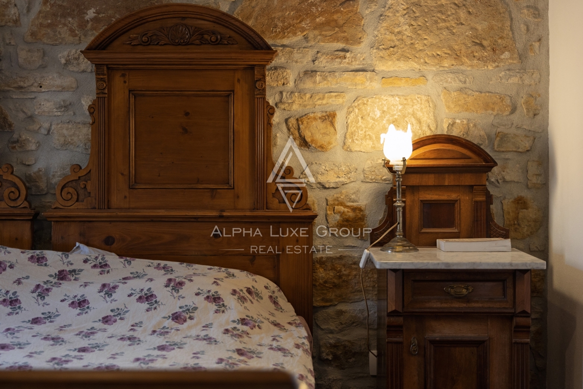 Istra, Buje – Prenovljena kamnita hiša z vrtom