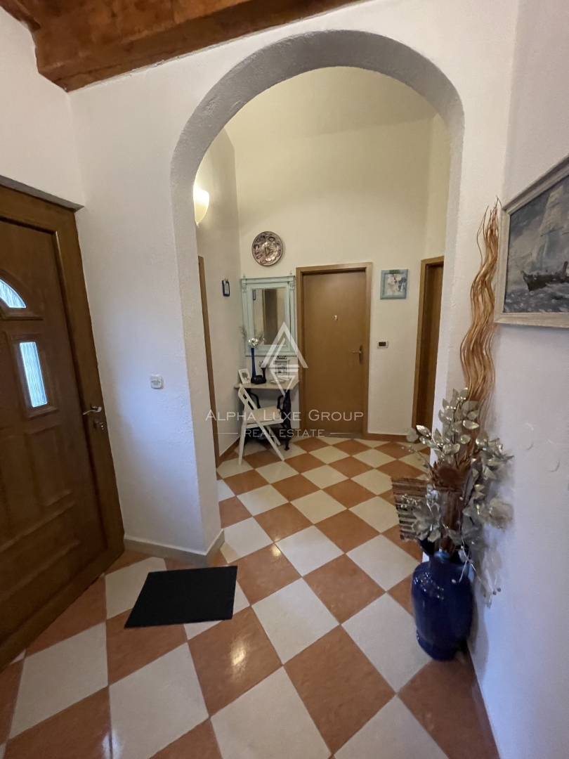 Istra, Poreč: Energijsko ucinkovita hisa z galerijo