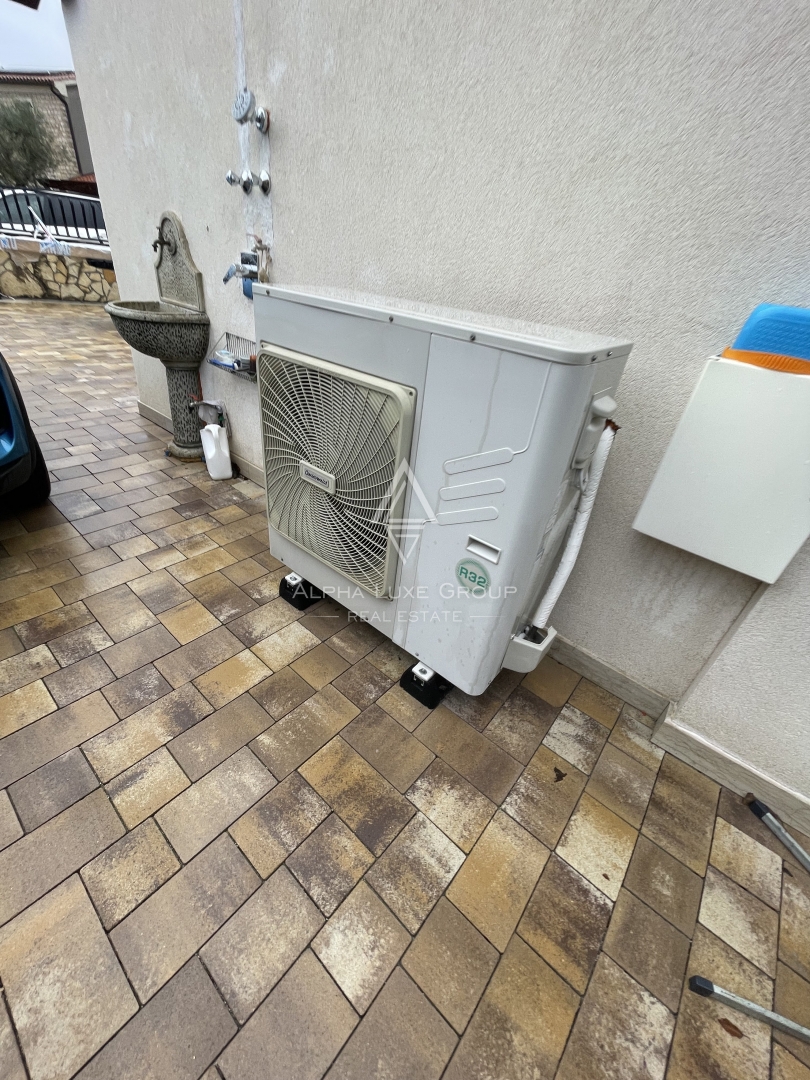 Istra, Poreč: Energijsko ucinkovita hisa z galerijo