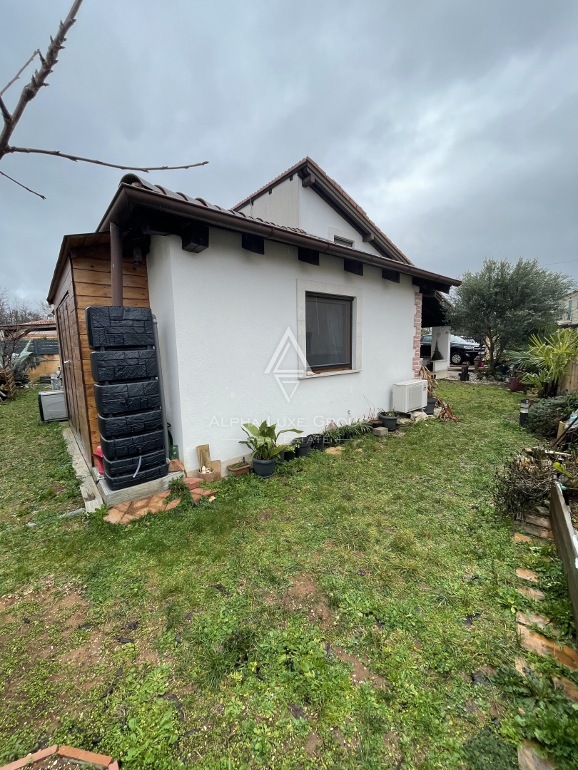 Istra, Poreč: Energijsko ucinkovita hisa z galerijo